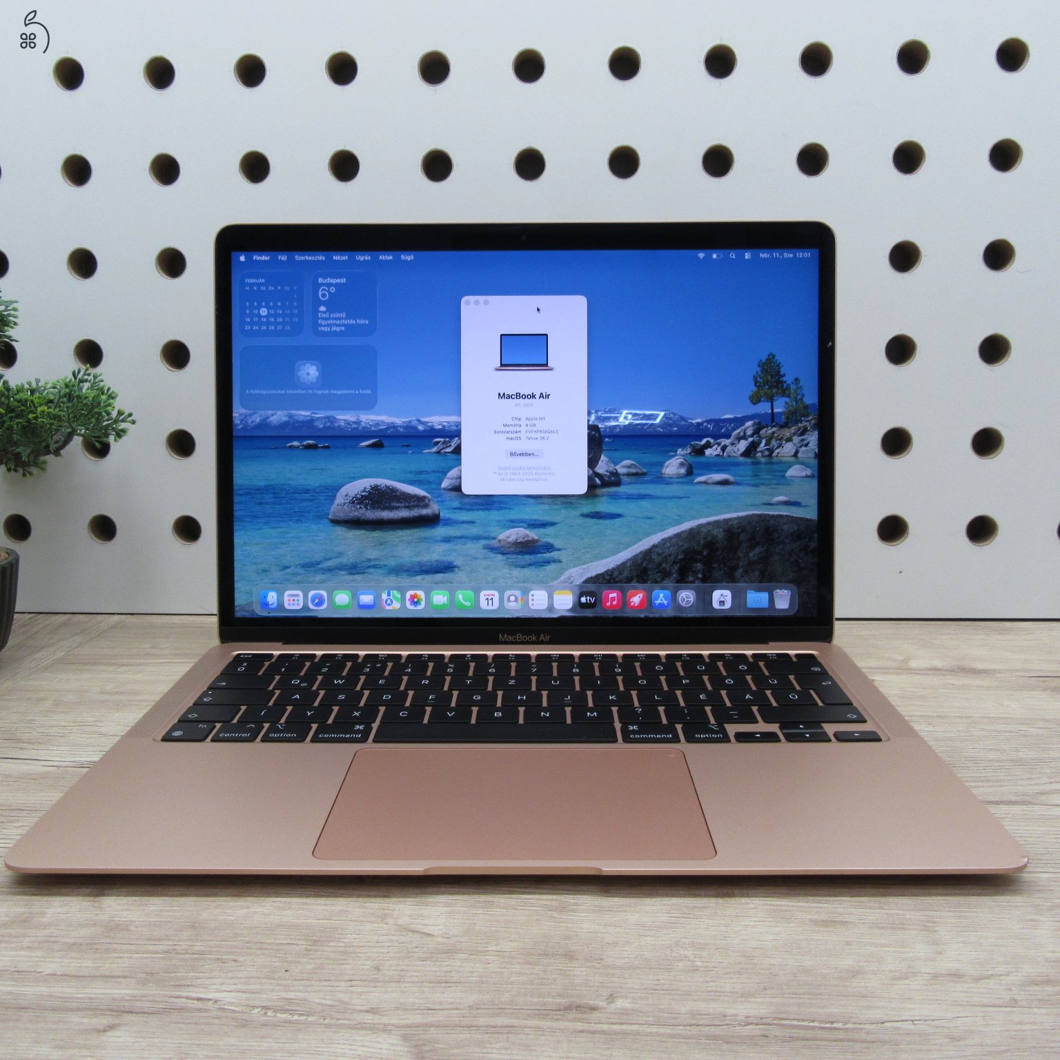 Apple MacBook Air 13 (2020) M1 8GB/256GB – használt, megkímélt – 85% akku (258 ciklus)