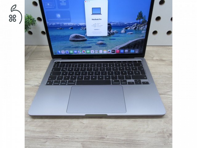 Apple MacBook Pro 13 (2020) M1 8GB/256GB – használt, megkímélt – 90% akku (399 ciklus)