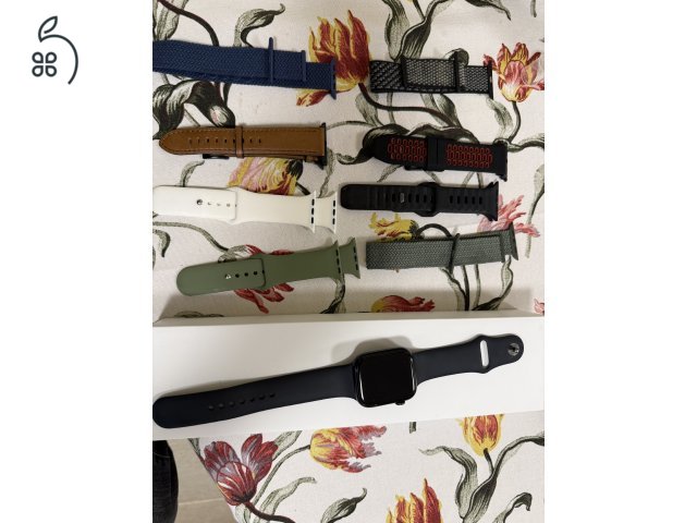 Apple Watch 8 Midnight szürke Használt