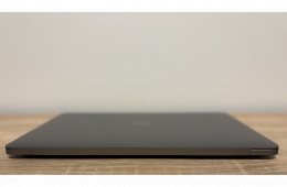 Újszerű Macbook (M1) eladó