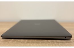 Újszerű Macbook (M1) eladó
