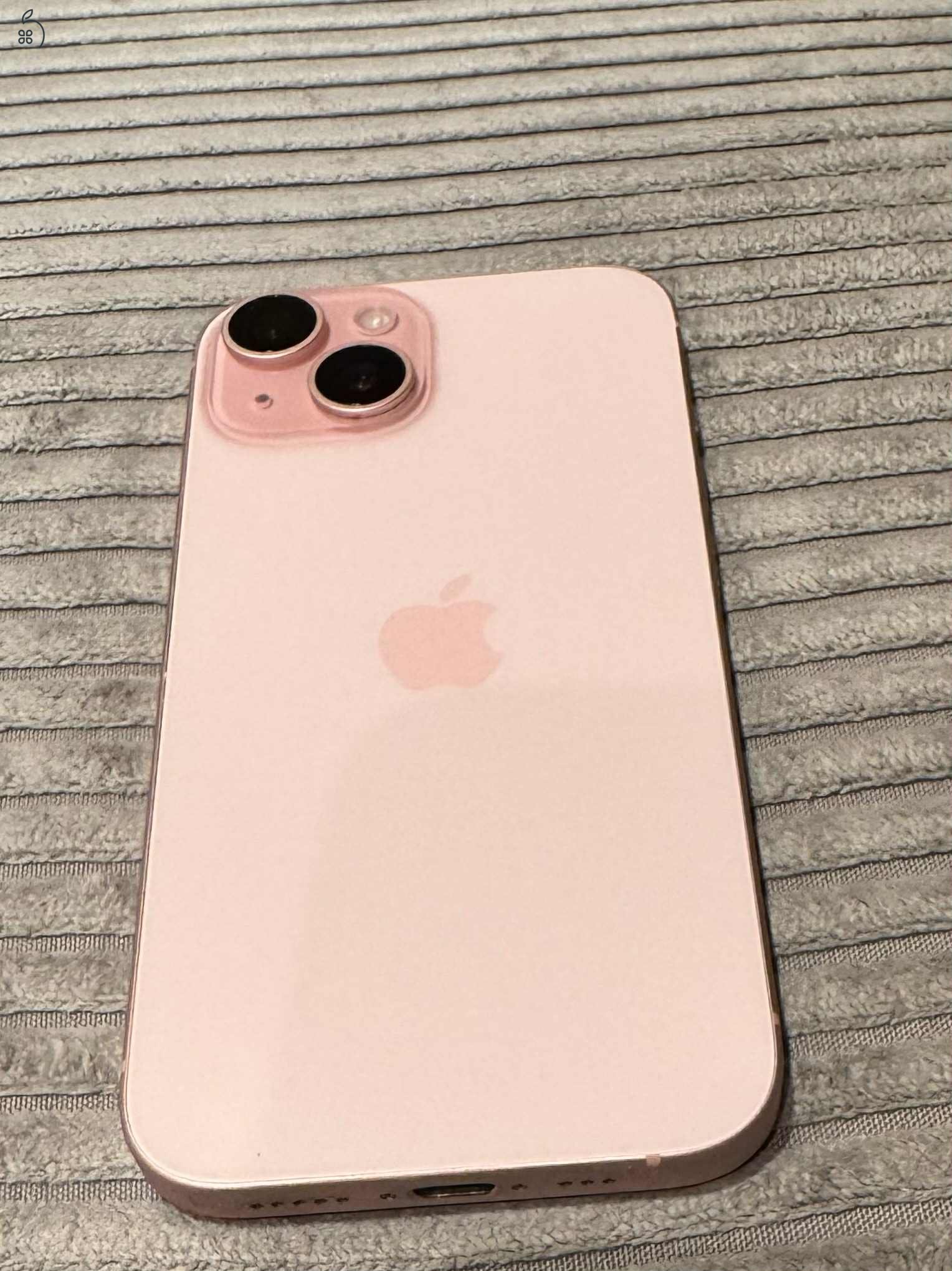 Eladó iPhone 15 – 128 GB, Pink