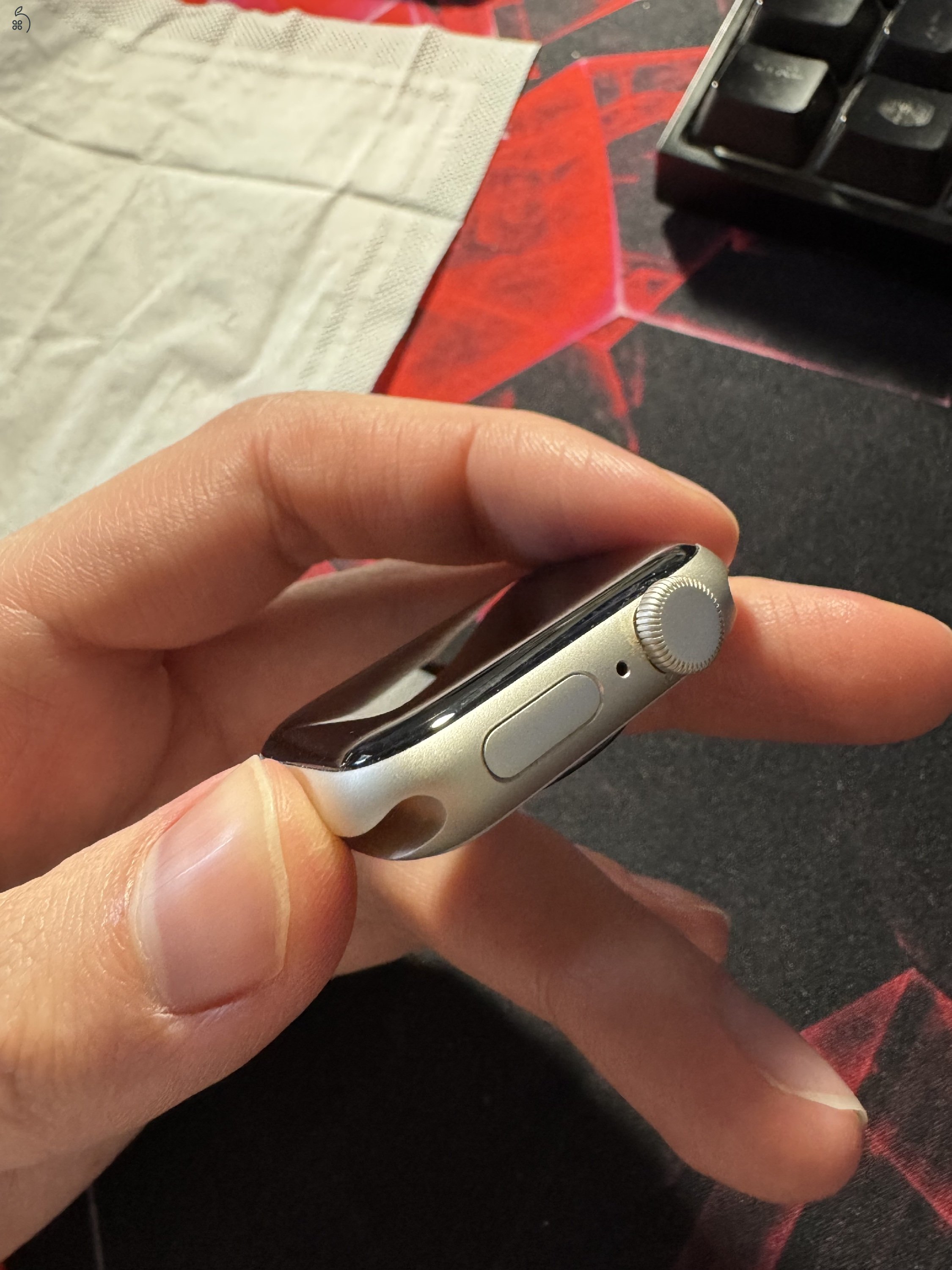 Apple Watch SE 2 40 mm (GPS) Starlight (garanciális)