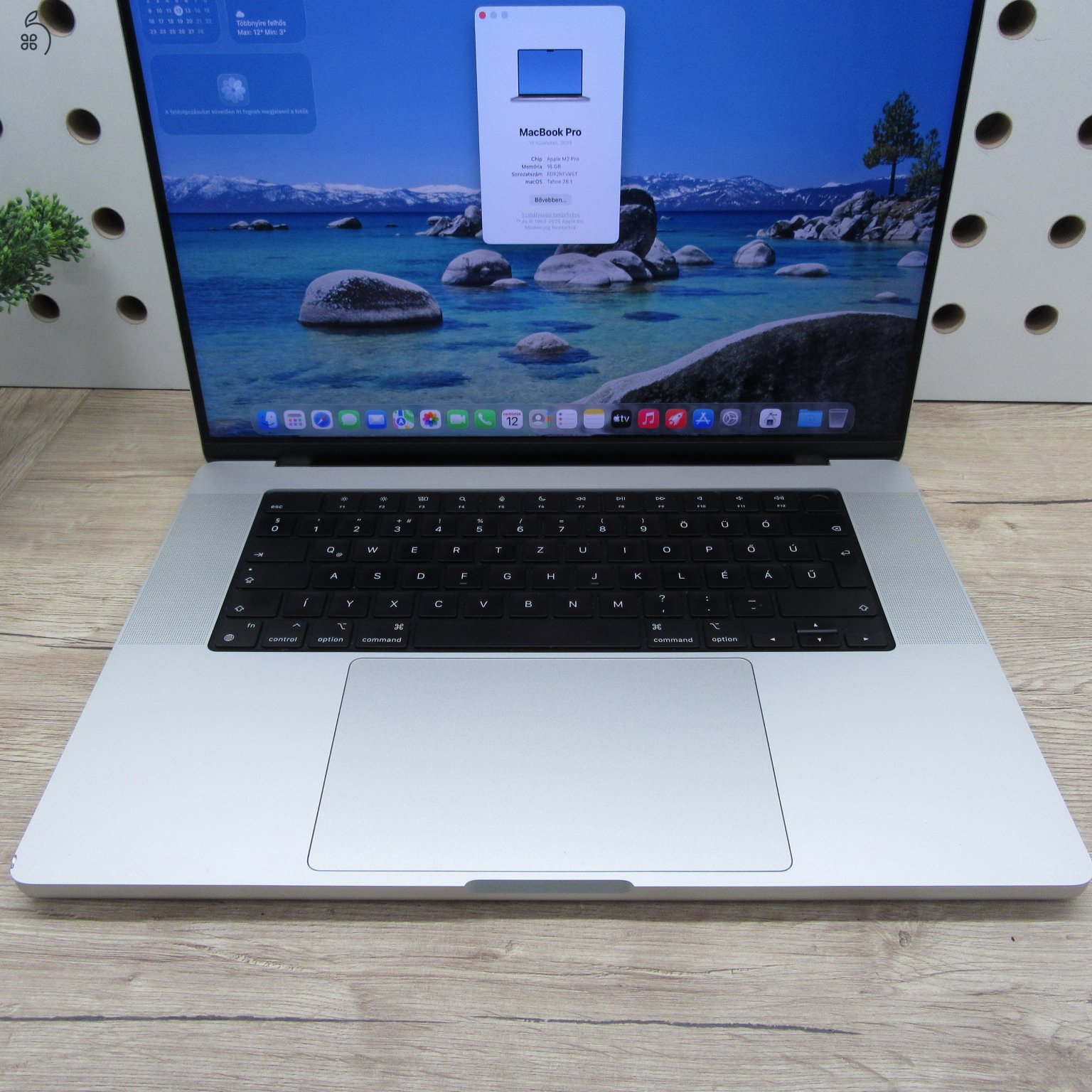 Apple MacBook Pro 16 (2023) M2 Pro 16GB/500GB – használt, szép állapot – 95% akku (101 ciklus)