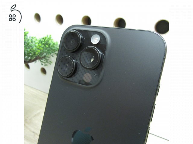 Apple iPhone 16 Pro Max 256GB Black Titanium – használt, karcos kijelző – 91% akku (480 ciklus) – 6 hónap garancia