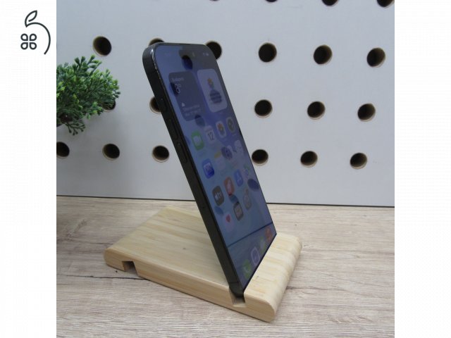 Apple iPhone 16 Pro Max 256GB Black Titanium – használt, karcos kijelző – 91% akku (480 ciklus) – 6 hónap garancia