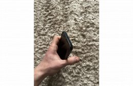 iPhone 13 256gb - 79% akku (kártyafüggetlen)