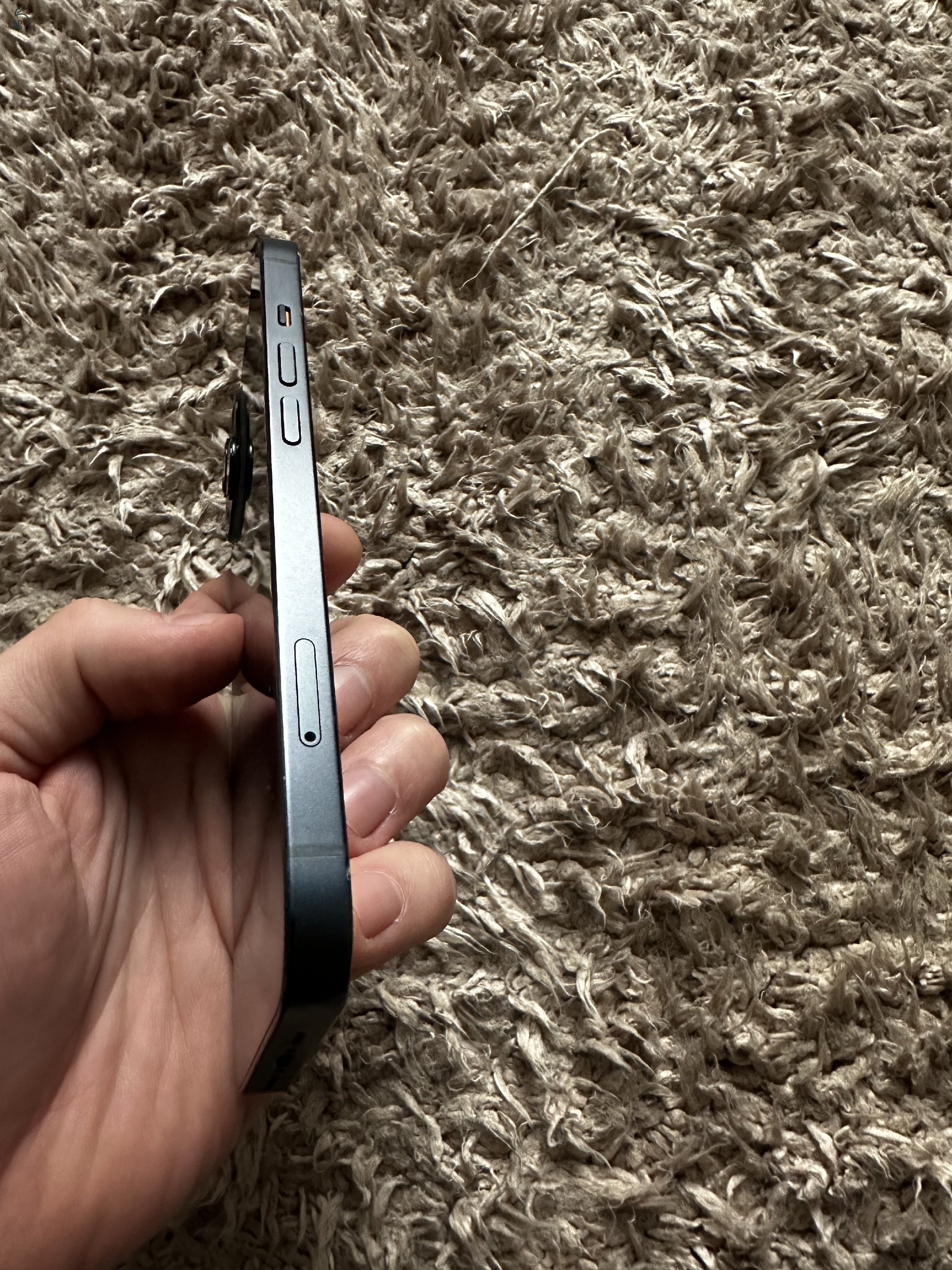 iPhone 13 256gb - 79% akku (kártyafüggetlen)