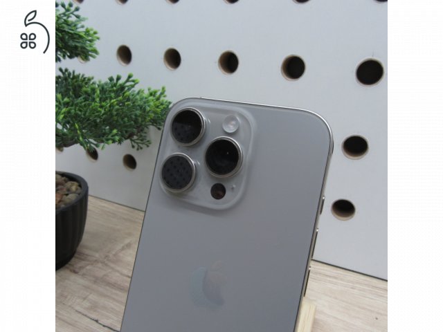 Apple iPhone 16 Pro 256GB Natural Titanium – használt, karcmentes – 6 hónap garancia