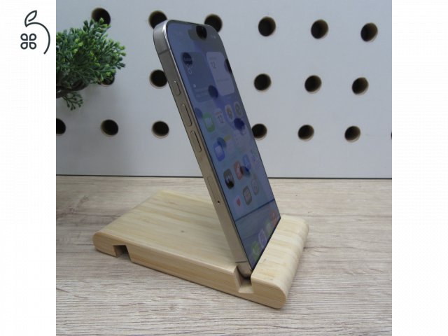 Apple iPhone 16 Pro 256GB Natural Titanium – használt, karcmentes – 6 hónap garancia