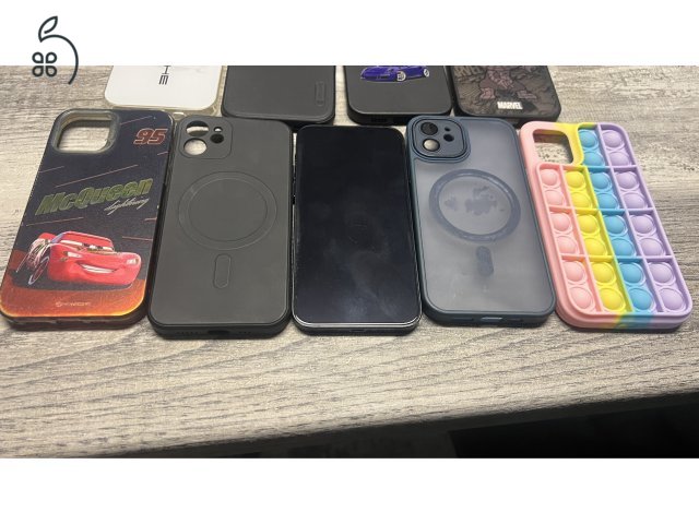 iPhone 12 független, 80%-os akku