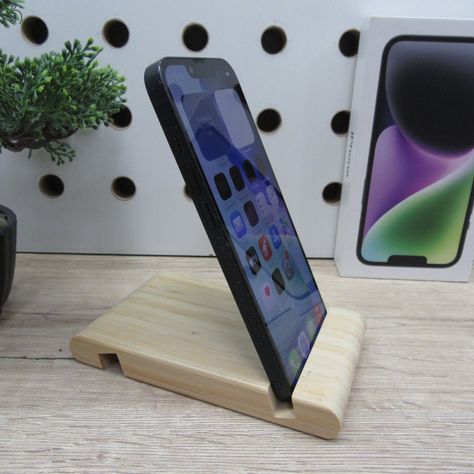 Apple iPhone 14 128GB Midnight – használt – 100% akku – 6 hónap garancia