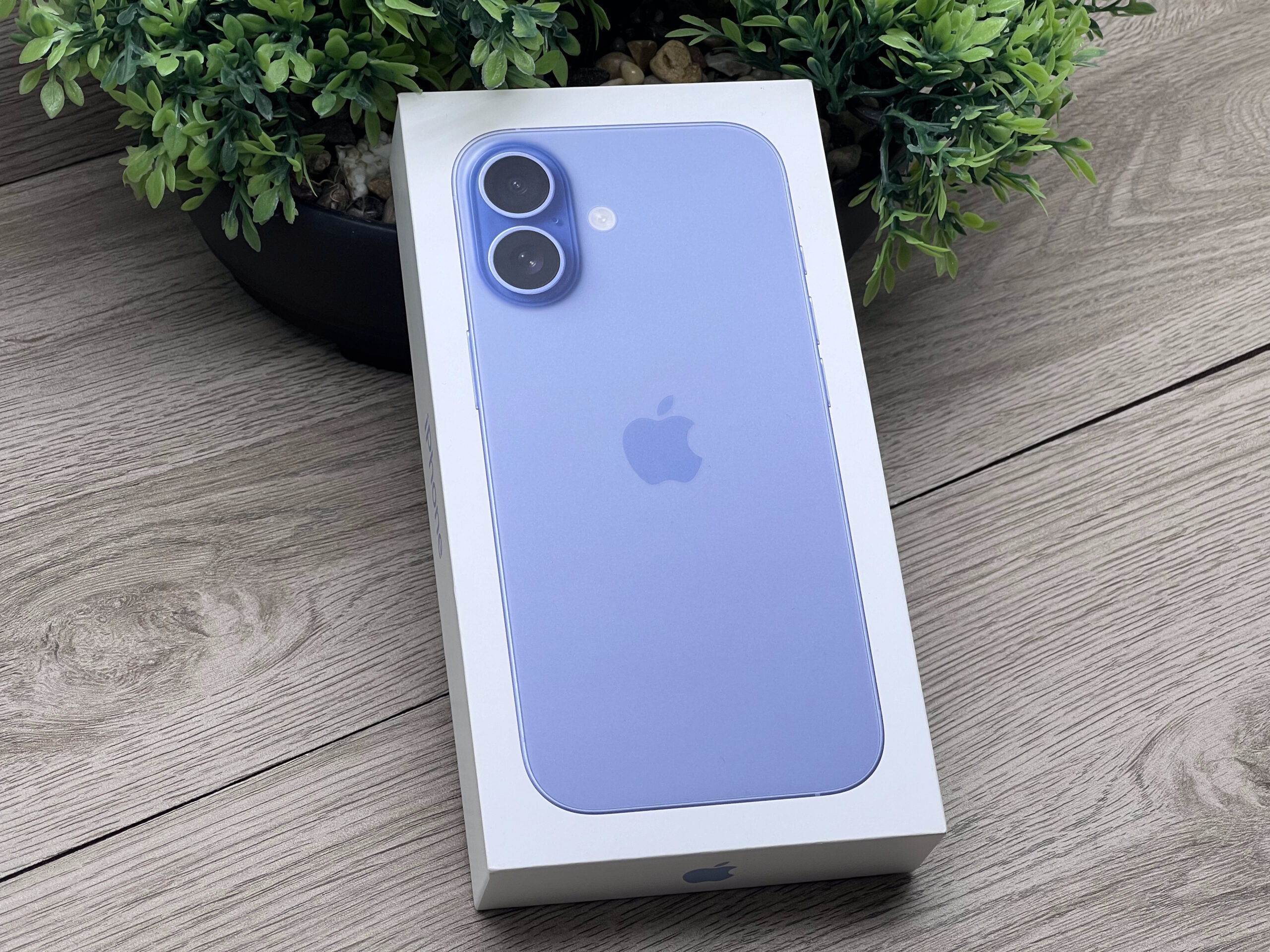 Bontatlan iPhone 17 Mist Blue 256GB 2 ÉV Garanciával