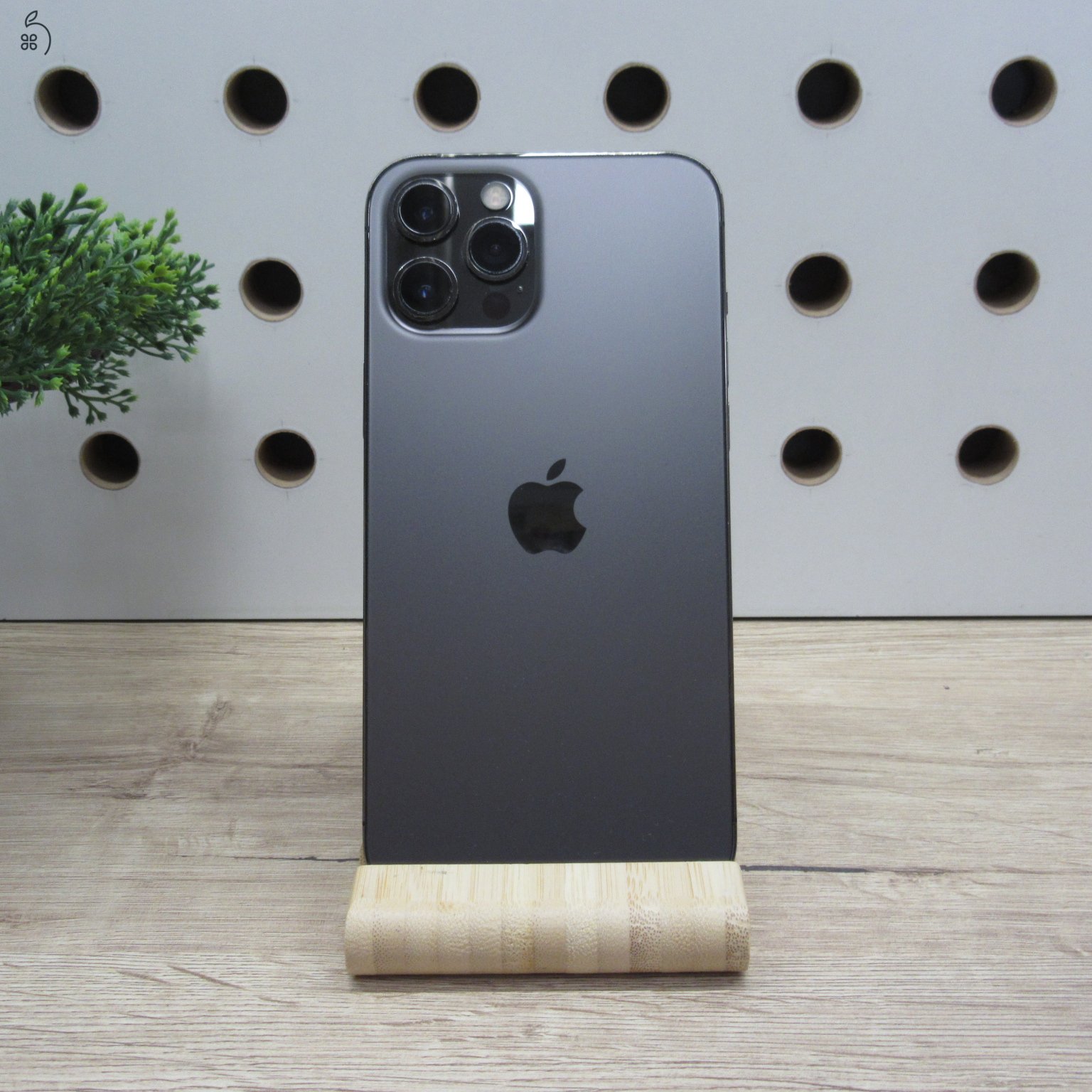 Apple iPhone 12 Pro Max 128GB Graphite – használt, szép állapot – 97% akku – 6 hónap garancia