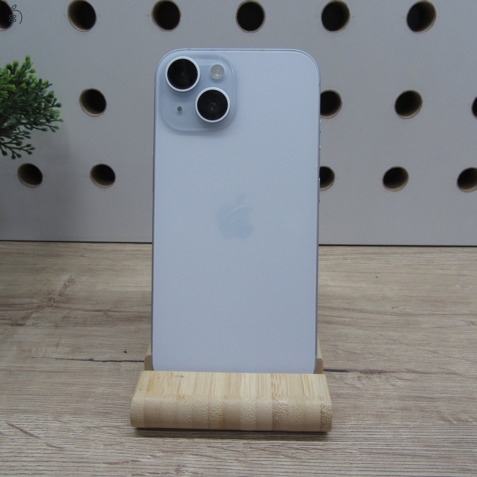 Apple iPhone 15 128GB Blue – használt, karcmentes – 86% akku – 6 hónap garancia