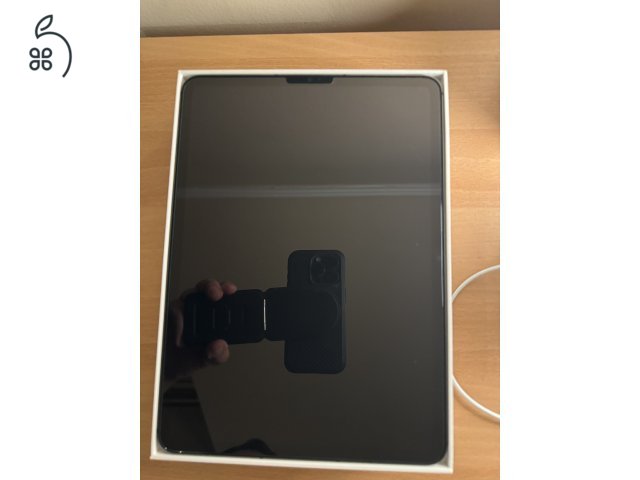 Eladó Megkímélt iPad Pro M1 -11” Wifi+ Cellular