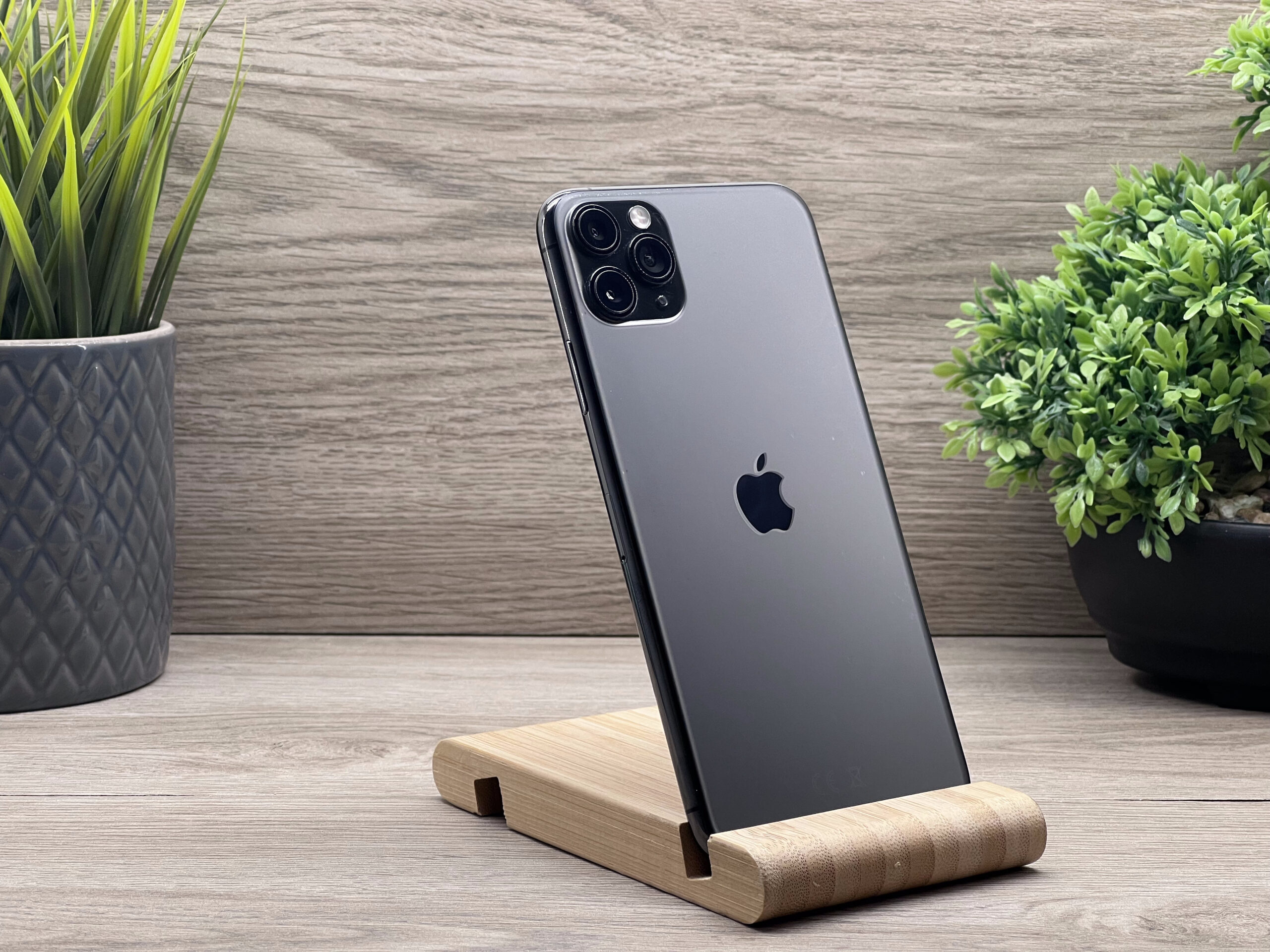 Hibátlan iPhone 11 Pro Max 256GB 2 ÉV Garanciával 100%