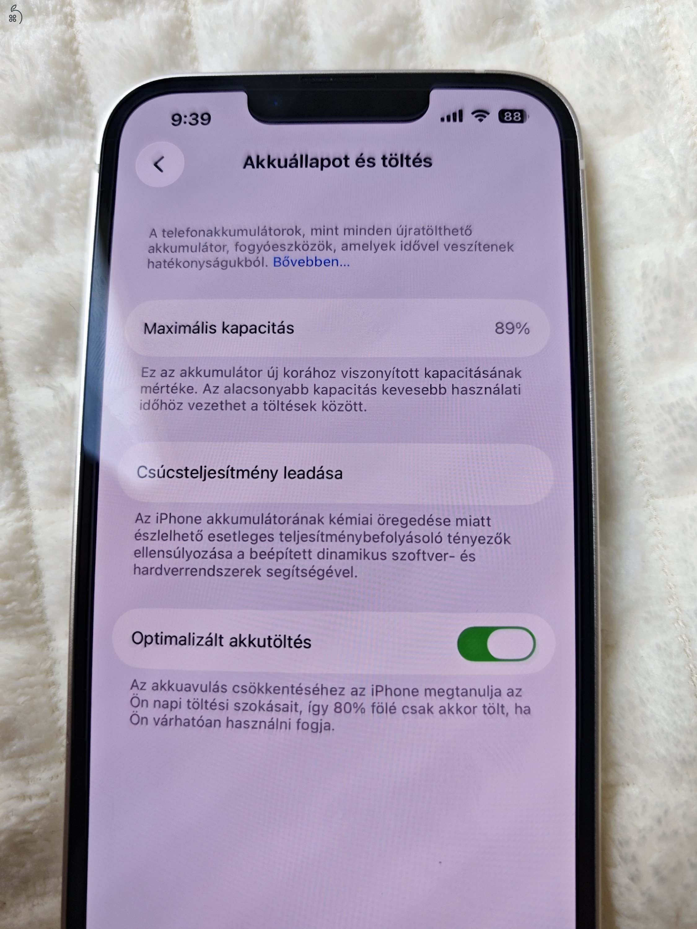 iPhone 13 128GB Fehér makulátlan állapotban