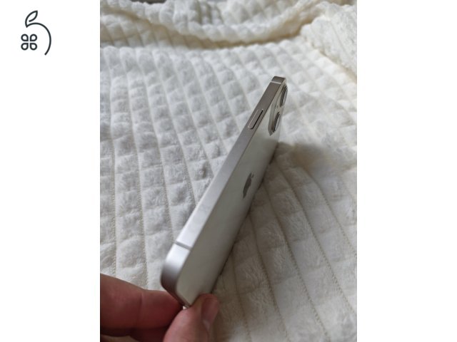 iPhone 13 128GB Fehér makulátlan állapotban