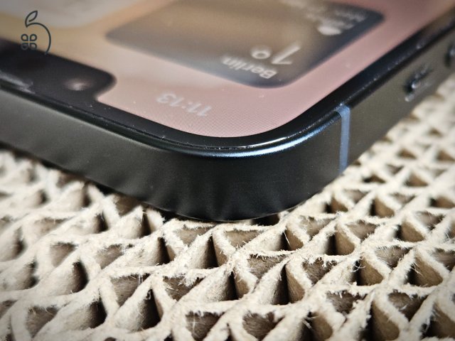 iPhone 14 128 GB Midnight független telefon