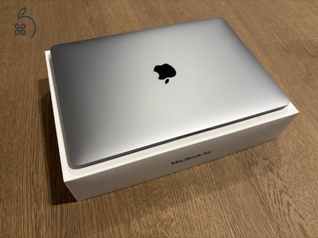 Apple MacBook Air M1 13,3 asztroszürke (256/8 GB)