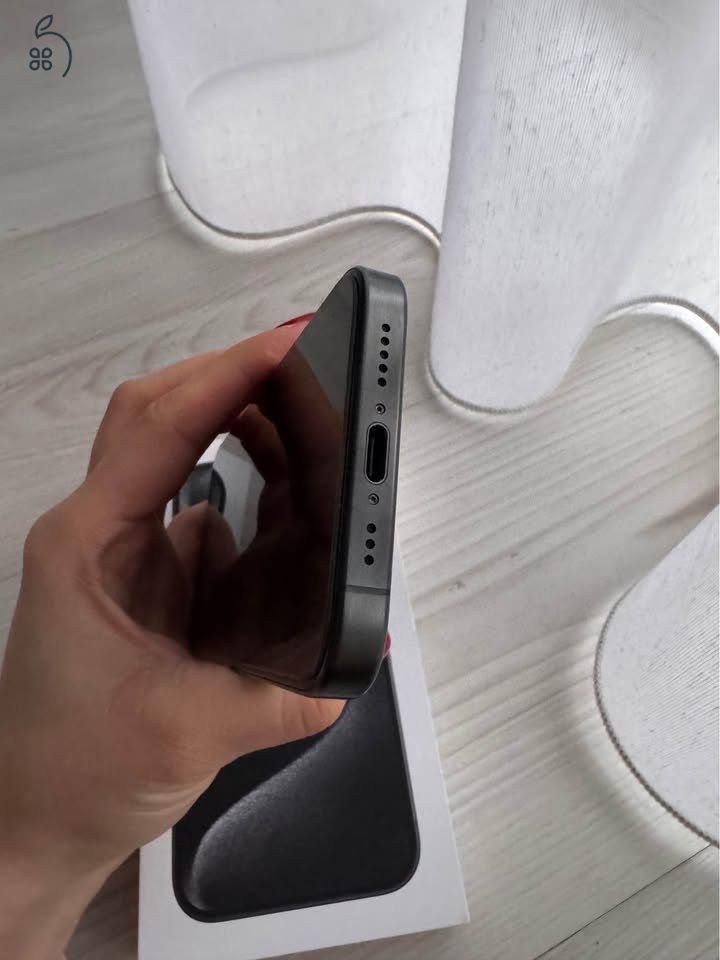 iPhone 15 pro 256 gb - 2027 Januárig Garanciás