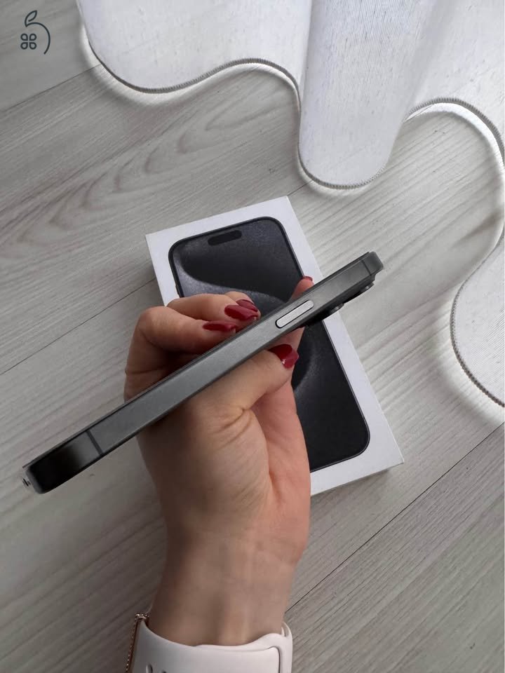 iPhone 15 pro 256 gb - 2027 Januárig Garanciás