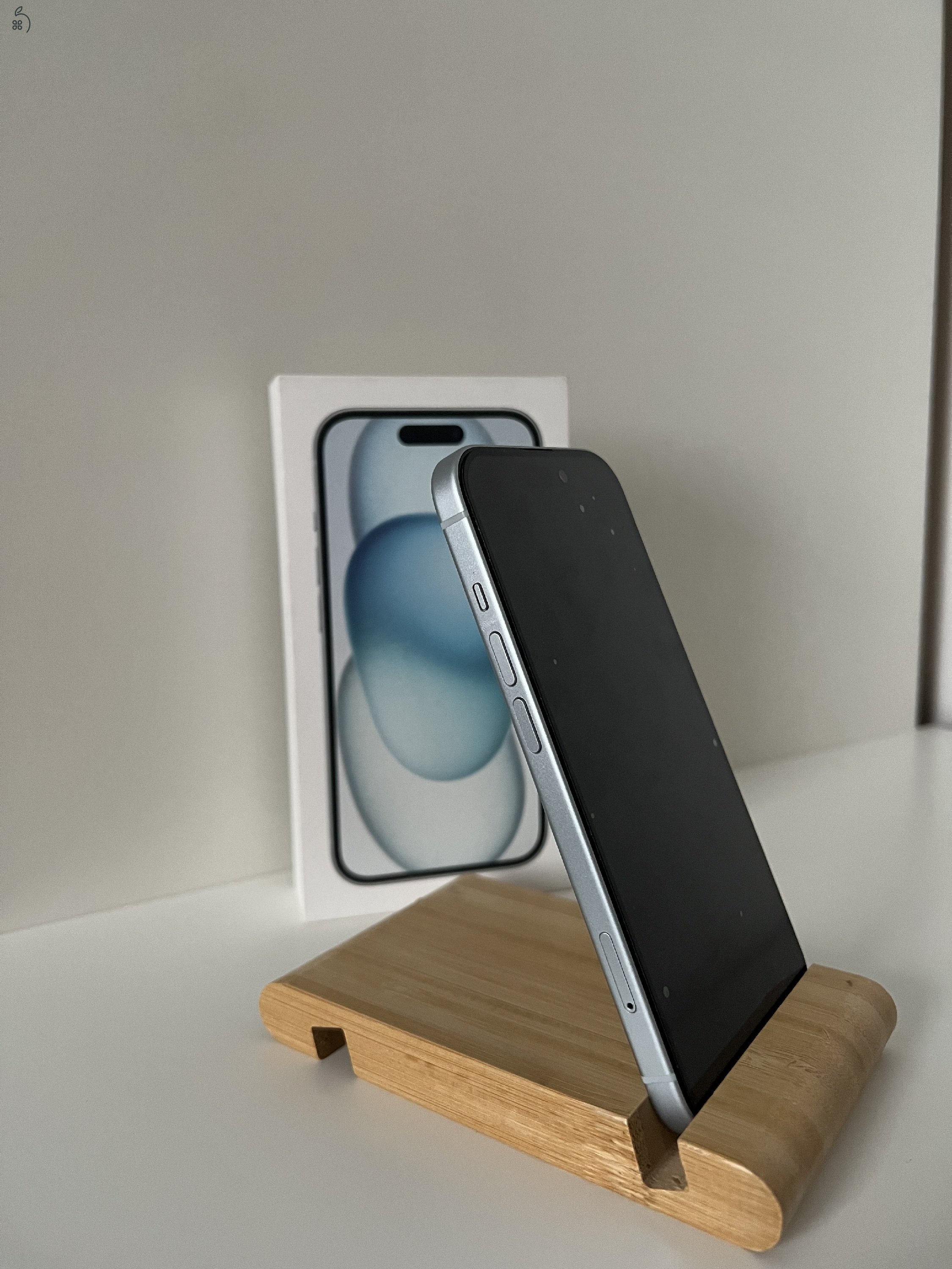 Eladó Apple iPhone 15 128GB