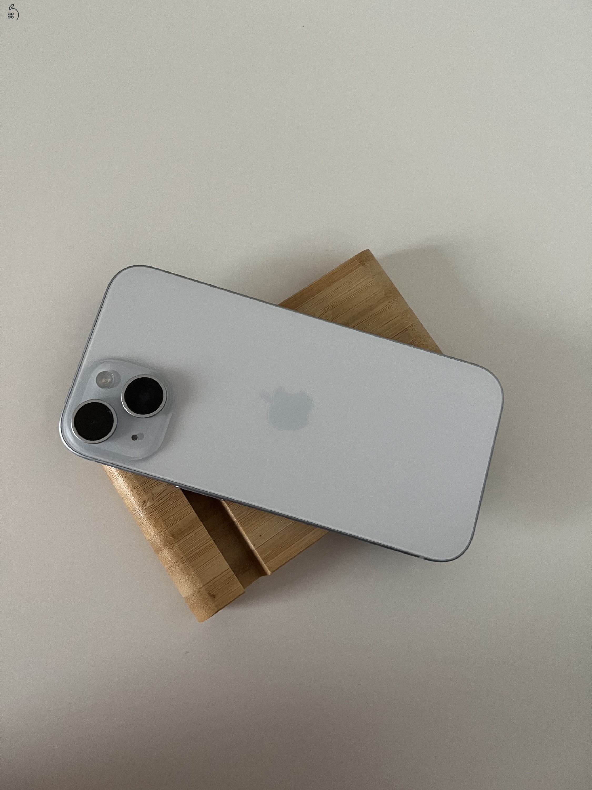 Eladó Apple iPhone 15 128GB