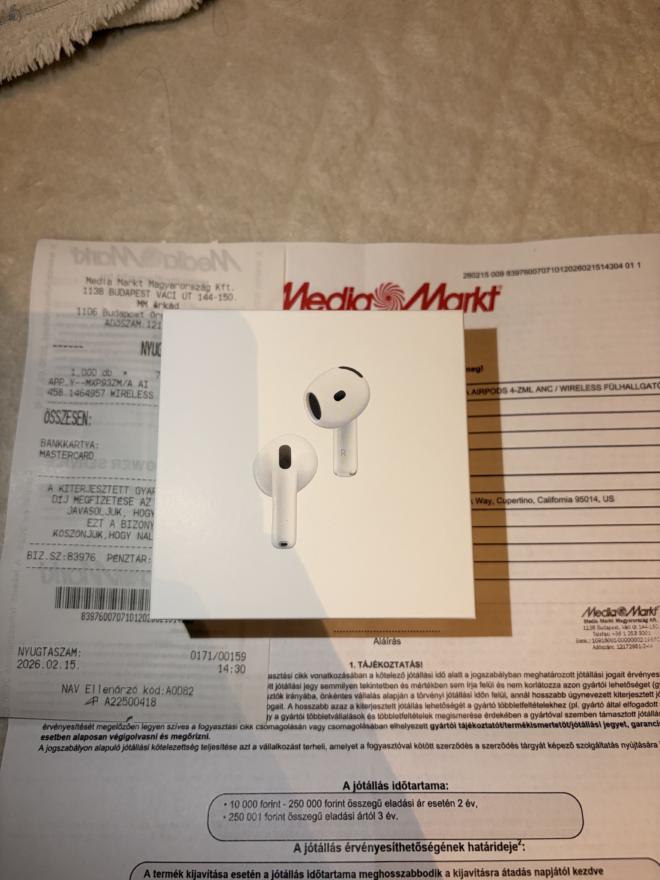 AirPods 4.gen zajkioltással