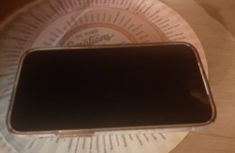 Eladó új iPhone 14 Plus 256GB – Sárga (Új akkumulátorral!)