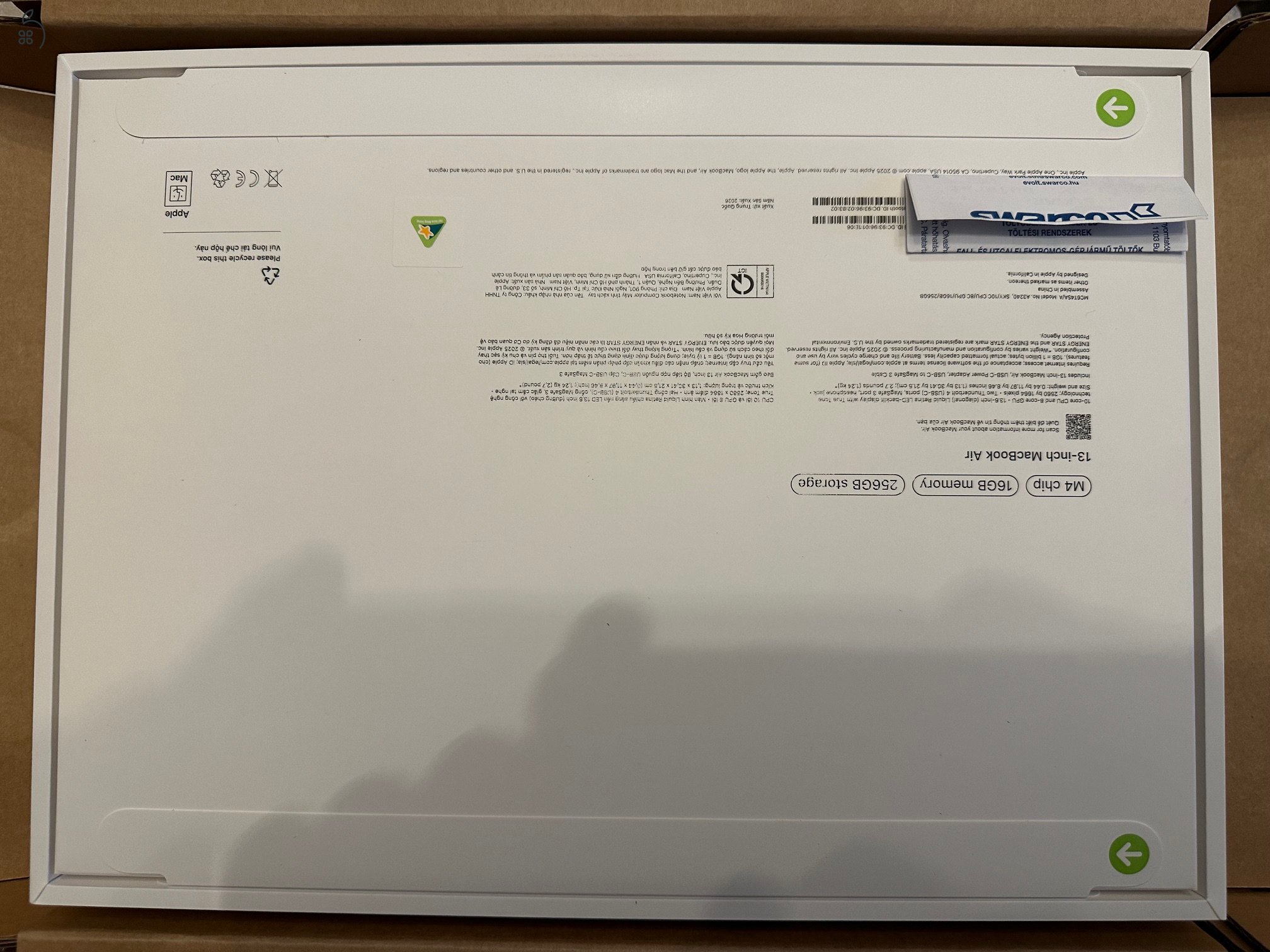 Eladó bontatlan MacBook Air 13, M4 chip, 16GB / 256 GB SSD (2025)