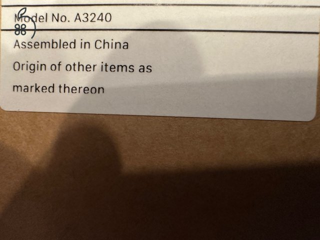 Eladó bontatlan MacBook Air 13, M4 chip, 16GB / 256 GB SSD (2025)