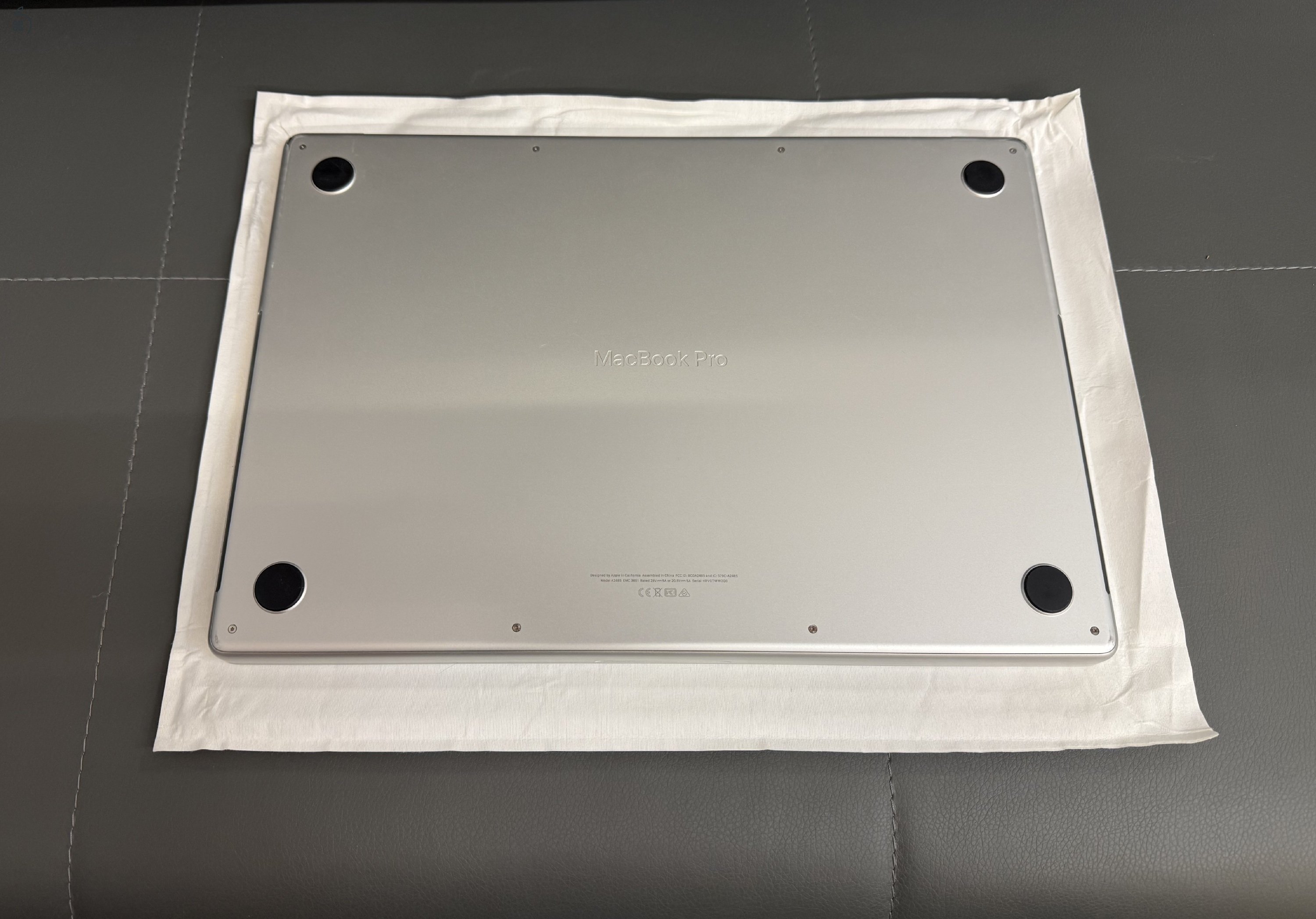 Apple Macbook Pro 2021 16 M1 Pro/16GB RAM/1TB SSD/ Zsír új gyári kijelző/ AppleCare+ 2026.04.16-ig!