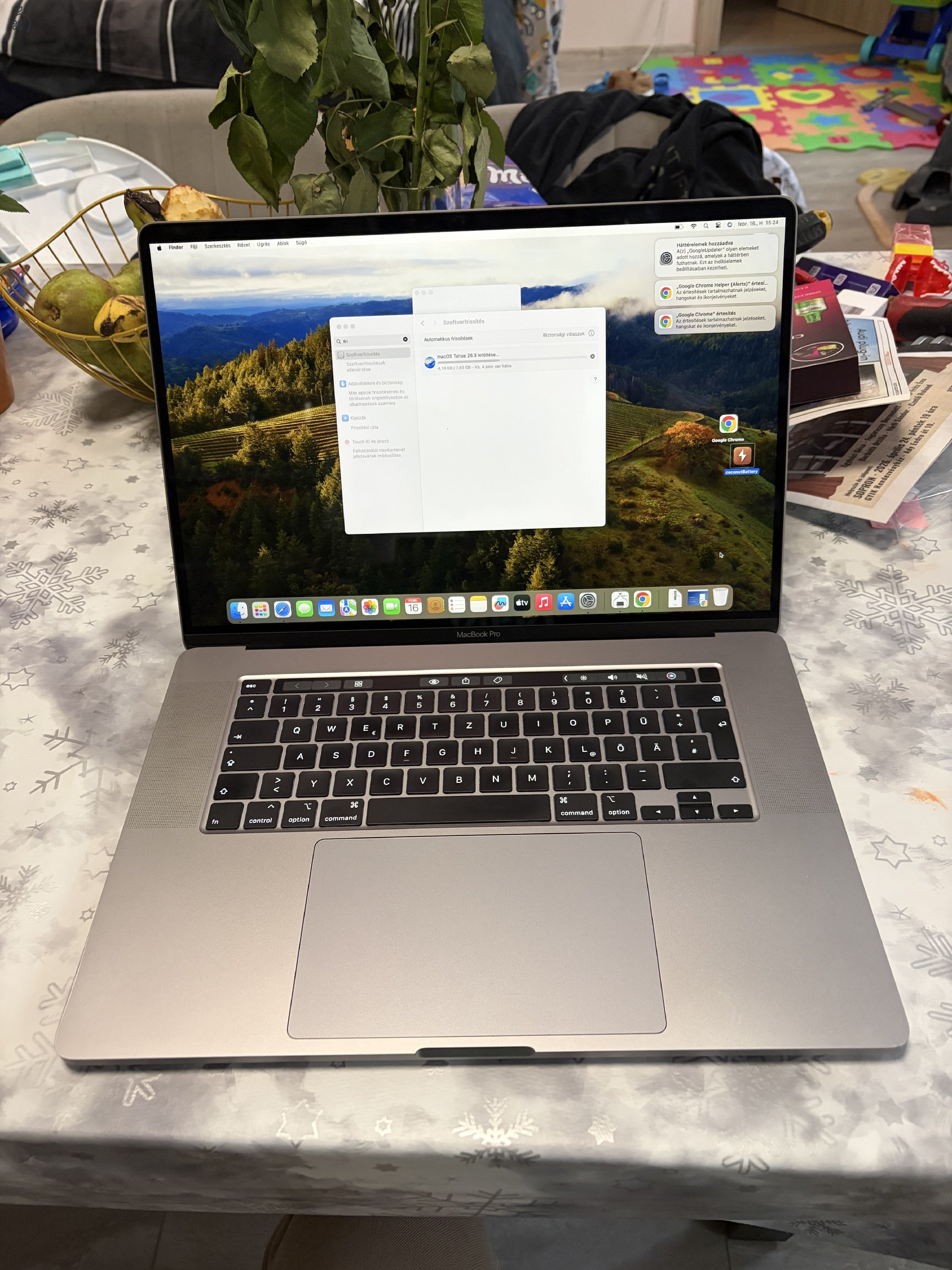 MacBook pro 2019 Core I9 32Gb ram 2TB ssd 8Gb vga