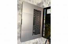 MacBook pro 2019 Core I9 32Gb ram 2TB ssd 8Gb vga