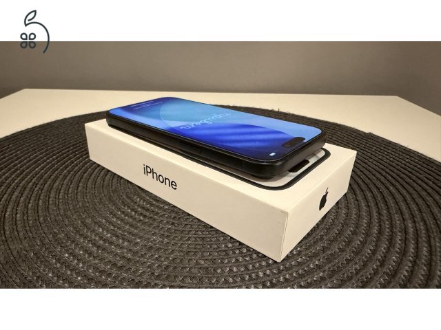 Apple iPhone 15 128 Gb 100% akkumulátor