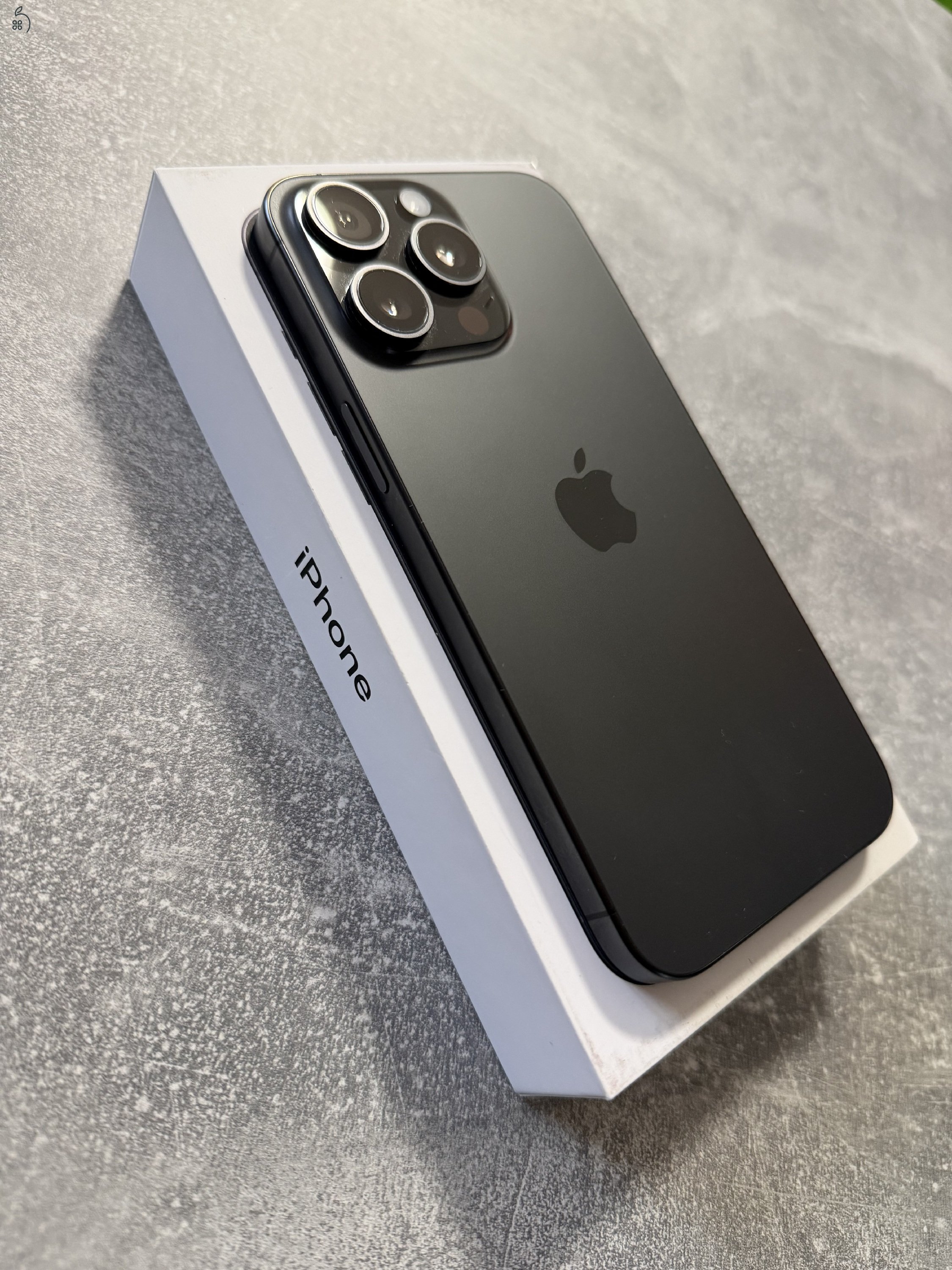 iPhone 15 Pro Max Black Titanium 256GB 