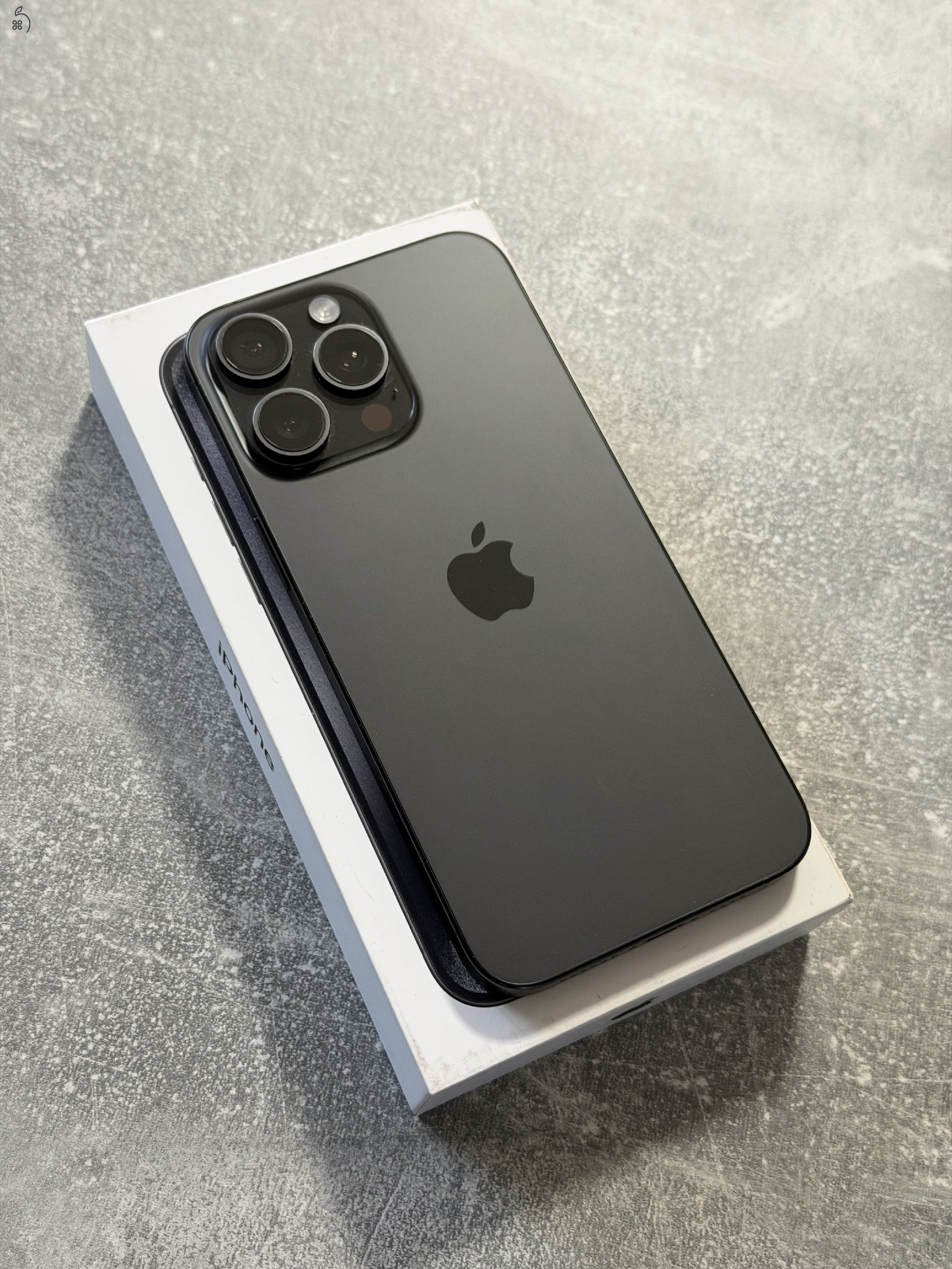 iPhone 15 Pro Max Black Titanium 256GB 