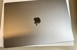 MacBook Pro 16