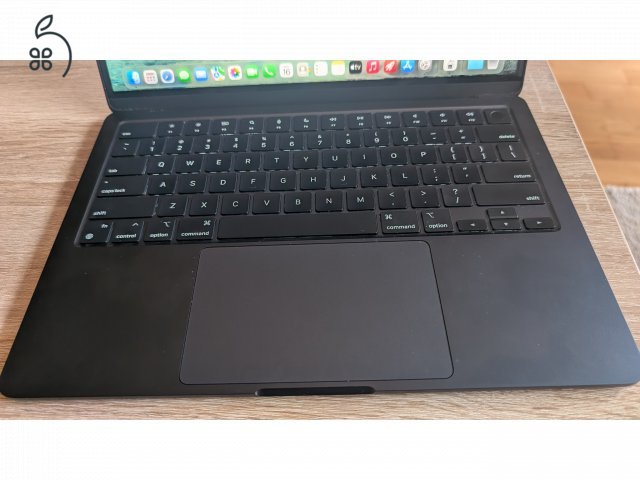 Eladó MacBook Air 13” M2 – 8GB RAM / 500GB SSD – kiváló állapot