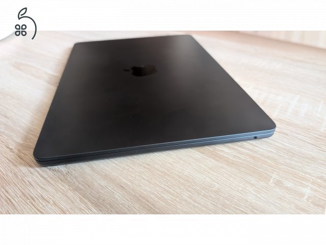 Eladó MacBook Air 13” M2 – 8GB RAM / 500GB SSD – kiváló állapot