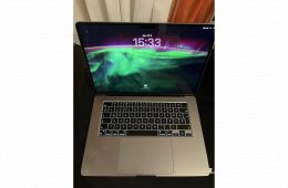Eladó Macbook Air 15 M2 256