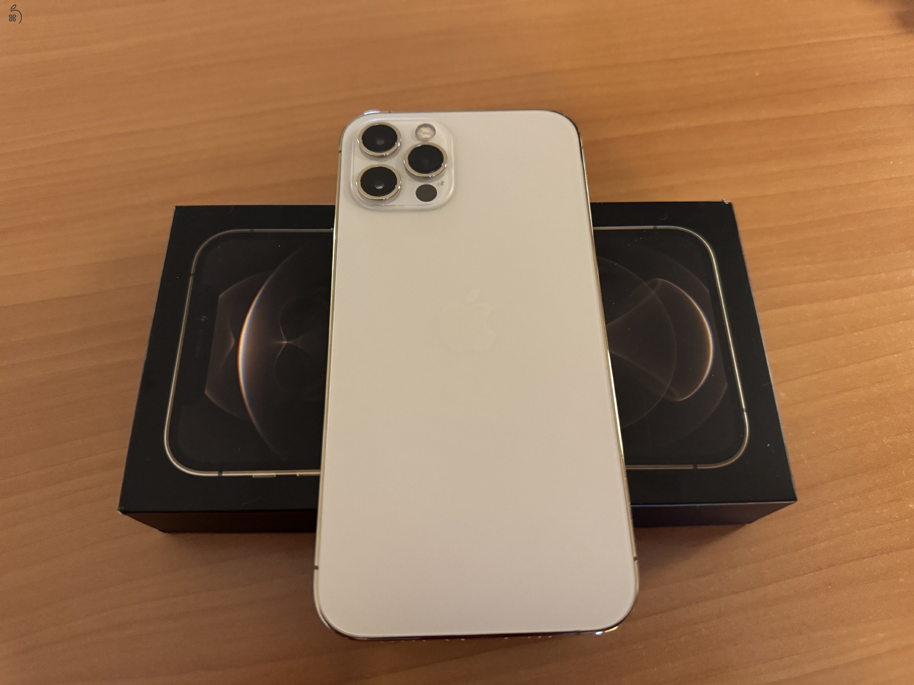 iPhone 12 Pro+gyári Apple tokok KÁRTYAFÜGGETLEN