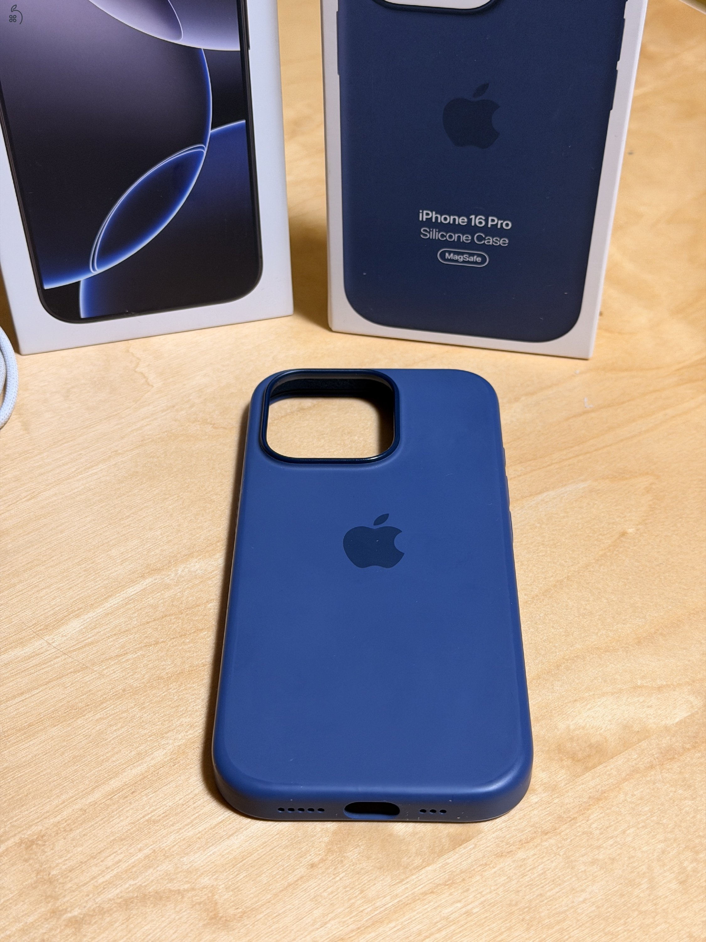 Eladó iPhone 16 Pro – Black Titanium – 256 GB – Garanciális – 98% akkumulátor