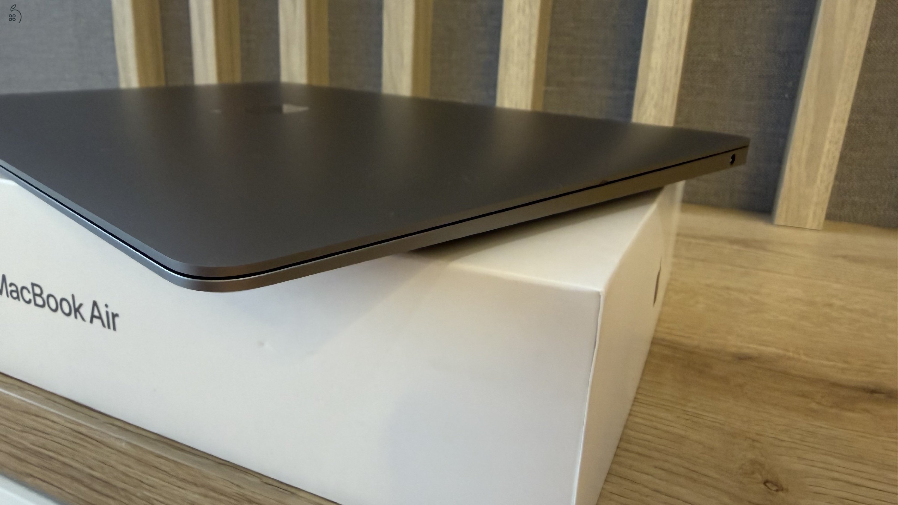 MacBook Air 13” (2021) – M1, 8GB/256GB