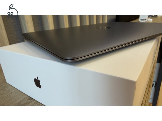 MacBook Air 13” (2021) – M1, 8GB/256GB