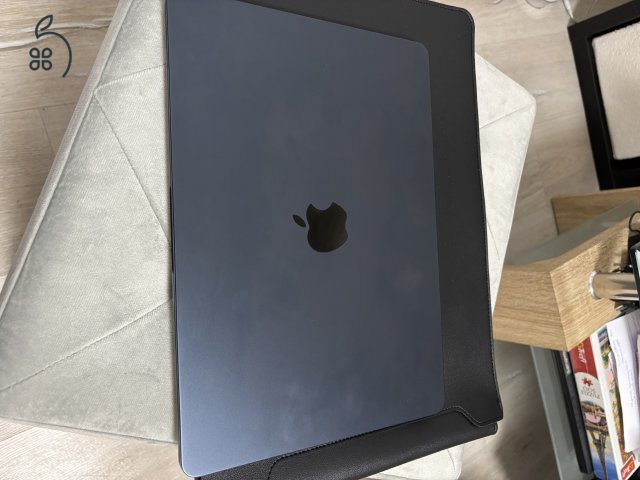 Macbook M2 13.6 col 16/256gb