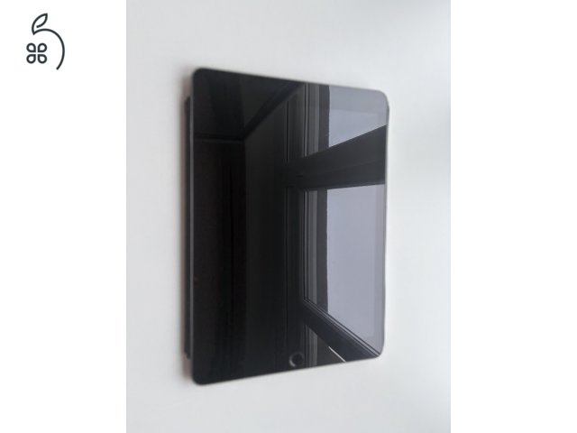 Apple iPad Pro 9,7″ – 128 GB – szürke – karc- és sérülésmentes