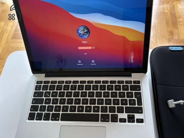 Eladó MacBook Pro Retina 13” (2013 vége) – 16 GB RAM, 256 GB SSD, kitűnő állapotú